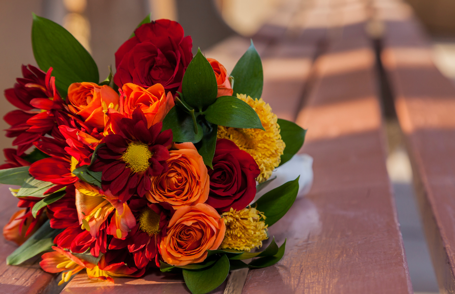 Why Fall is the Perfect Season to Buy Flowers from Your Austin Florist